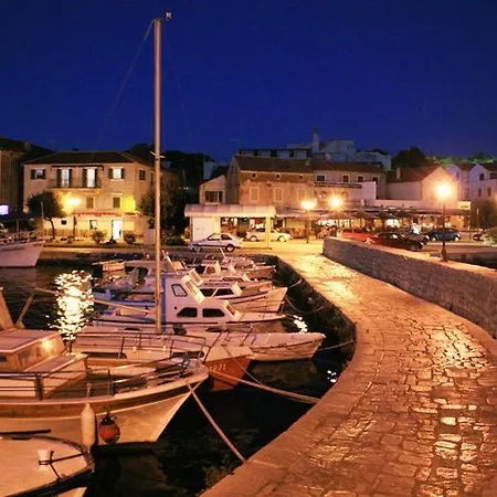 Kala スベティ・フィリップ・イ・ヤコブ